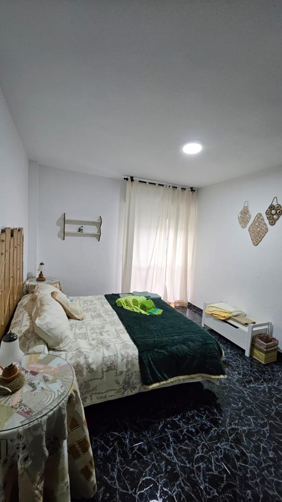 Familiar En Apartamento *